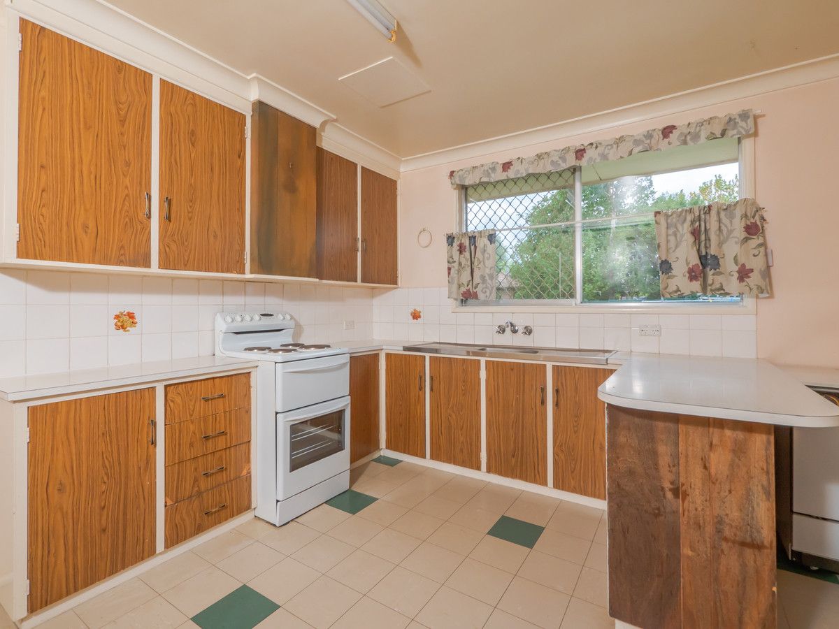 214 Dumaresq Street, Armidale NSW 2350, Image 2