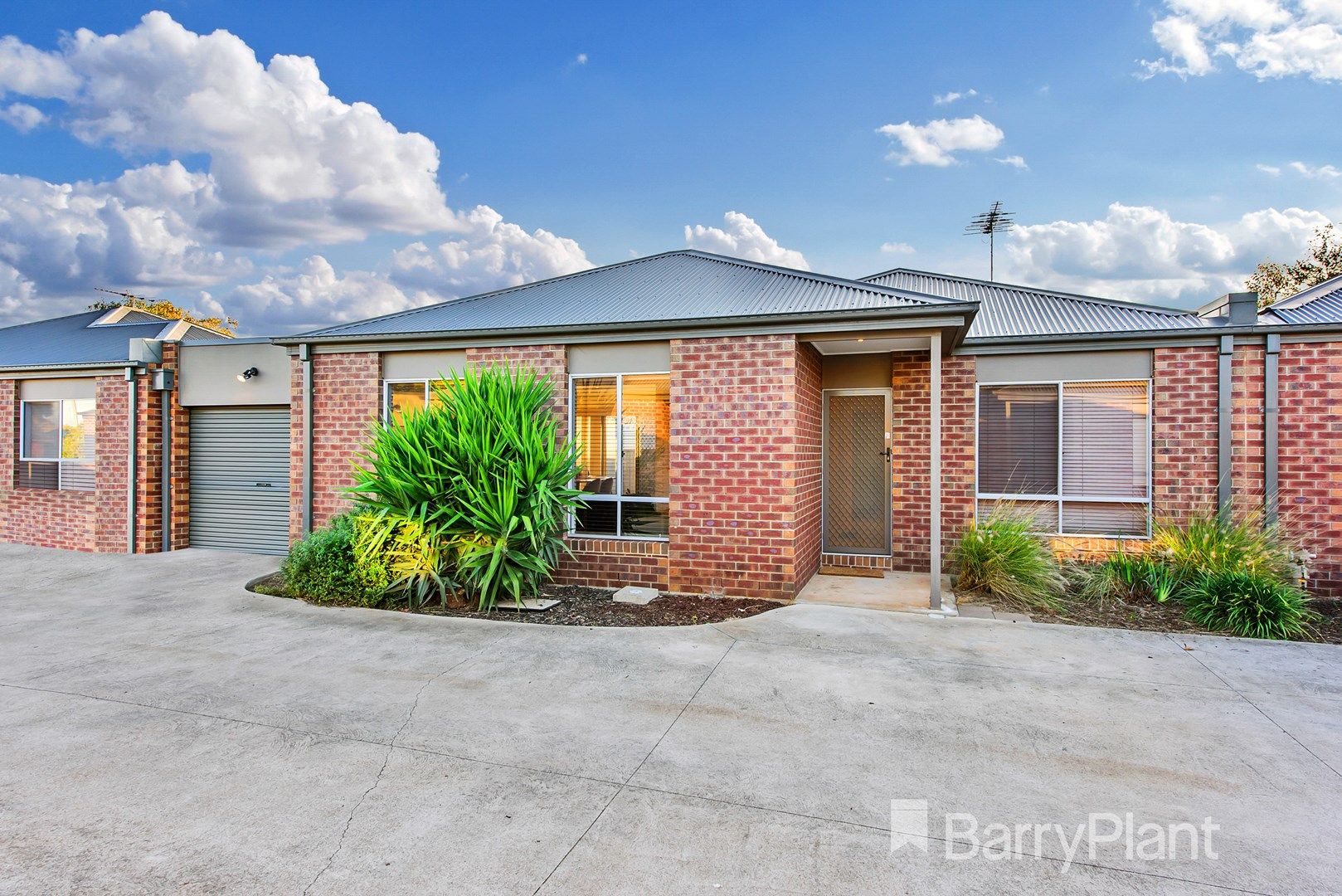 11/20 Somerton Court, Darley VIC 3340, Image 0