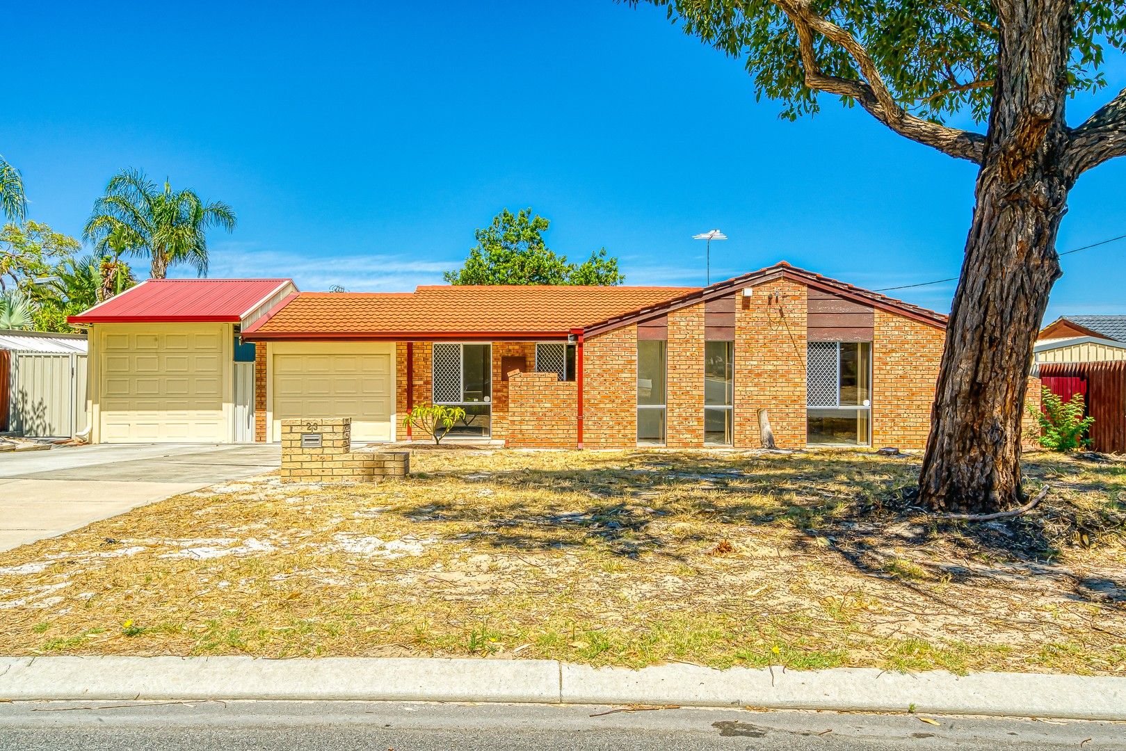 4 bedrooms House in 23 Greenough Way GOSNELLS WA, 6110