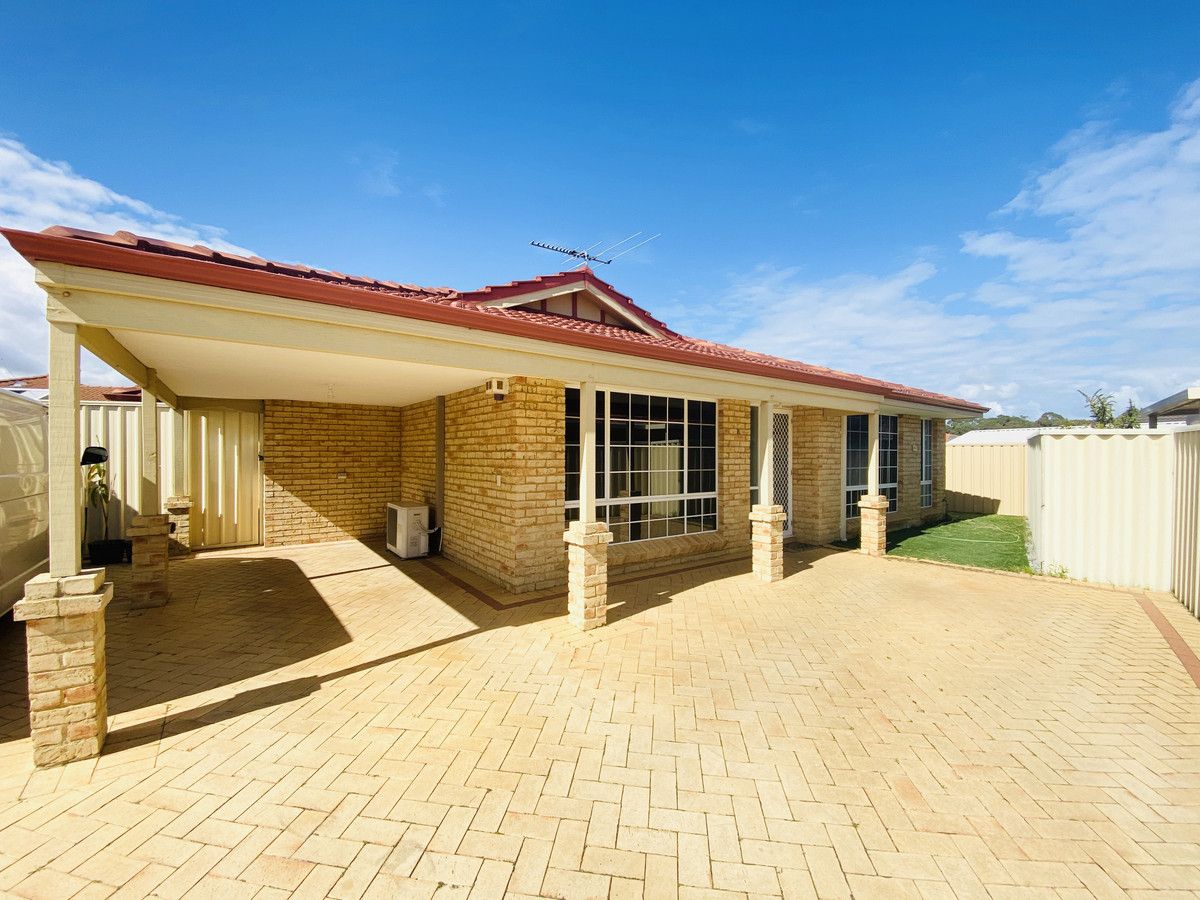 3 bedrooms House in 10b Garbin Place LAKE COOGEE WA, 6166