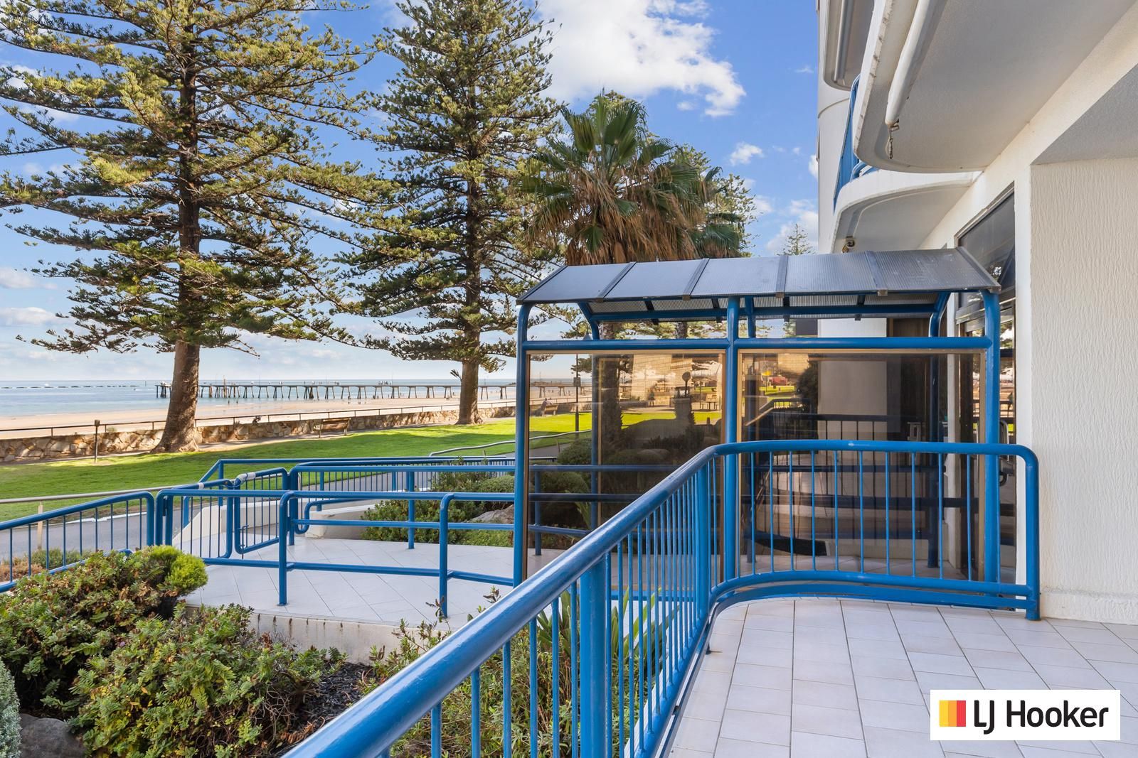 2 bedrooms Apartment / Unit / Flat in 4/9-11 South Esplanade GLENELG SA, 5045