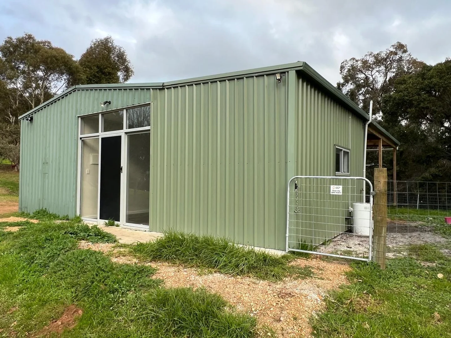 Sunnyside WA 6256 photo 5