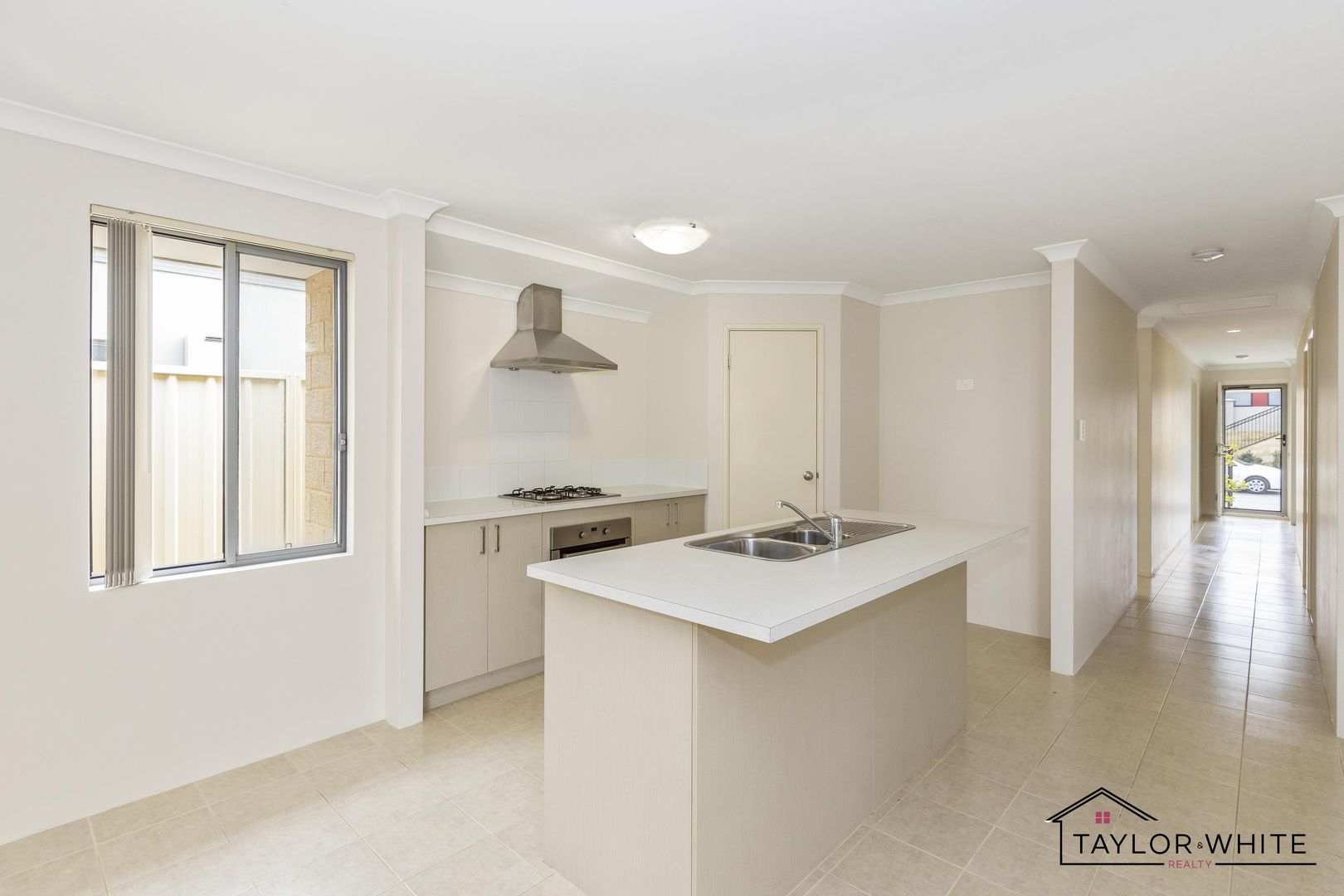 4 Ladywell Crescent, Butler WA 6036, Image 2