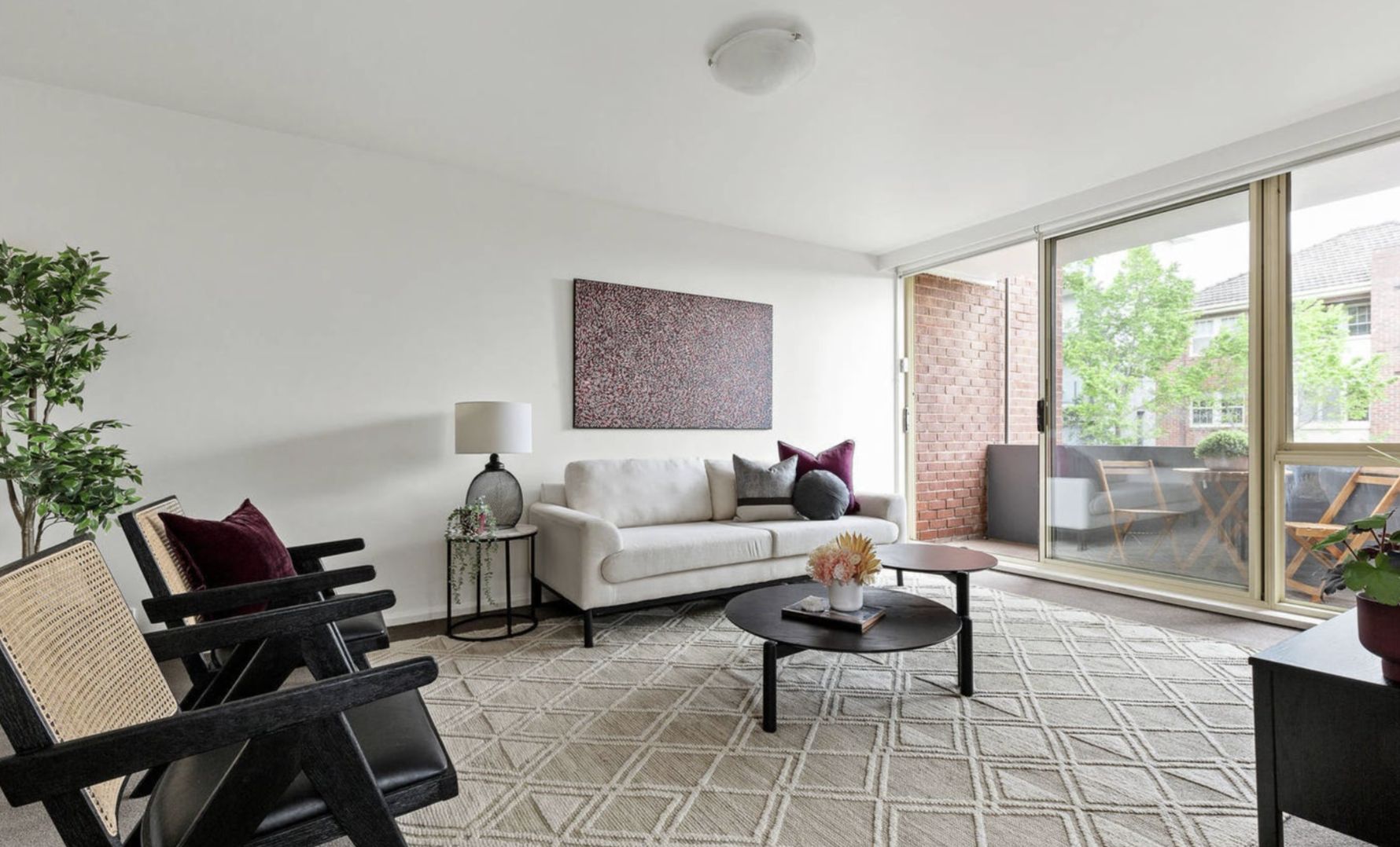 2 bedrooms Apartment / Unit / Flat in 2/35 Clowes Street SOUTH YARRA VIC, 3141