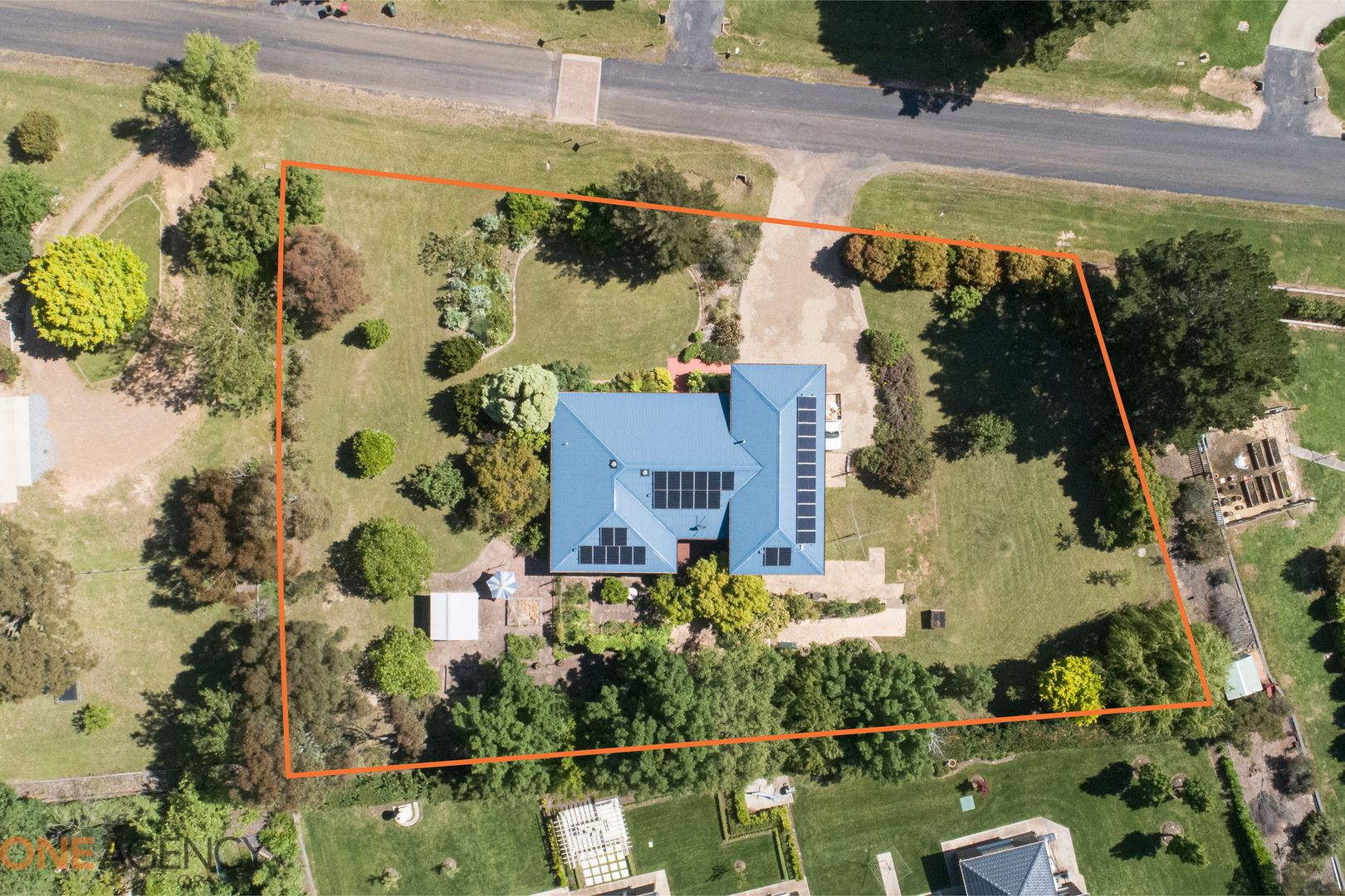 2 Bilton Place, Orange NSW 2800, Image 1