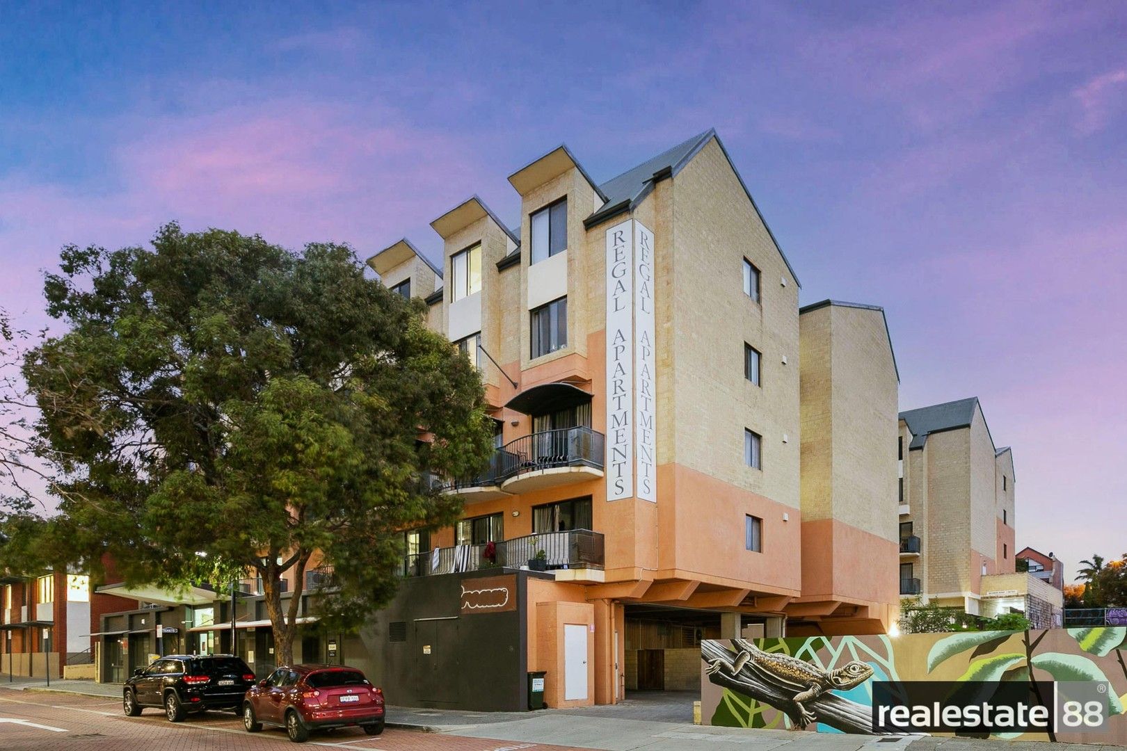 2 bedrooms Apartment / Unit / Flat in 2/11 Regal Place EAST PERTH WA, 6004