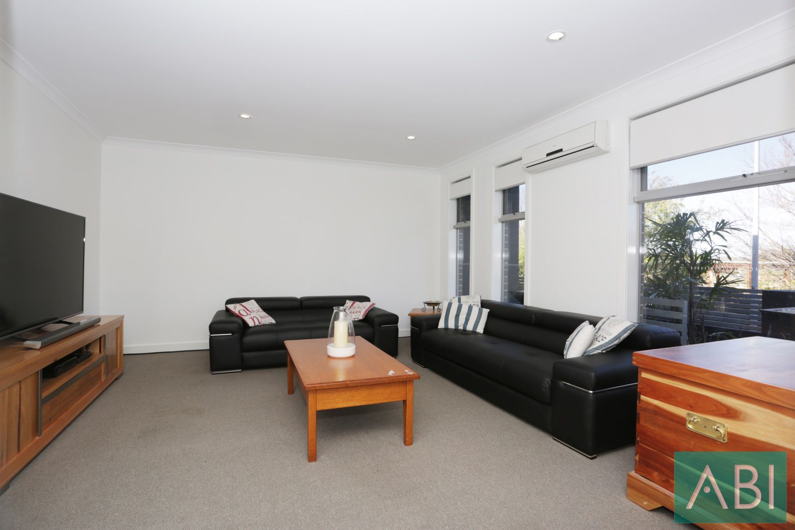 3 Carlow Walk, Lalor VIC 3075, Image 2