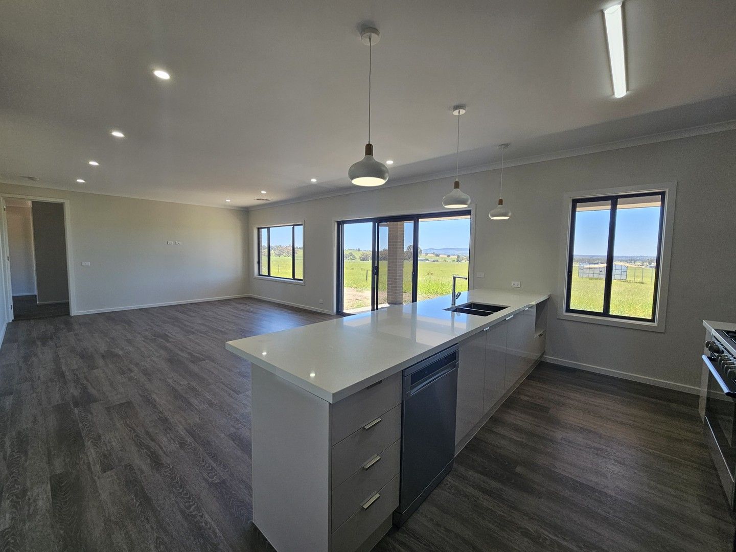 4 bedrooms House in 597 Dights Forest Road TABLE TOP NSW, 2640