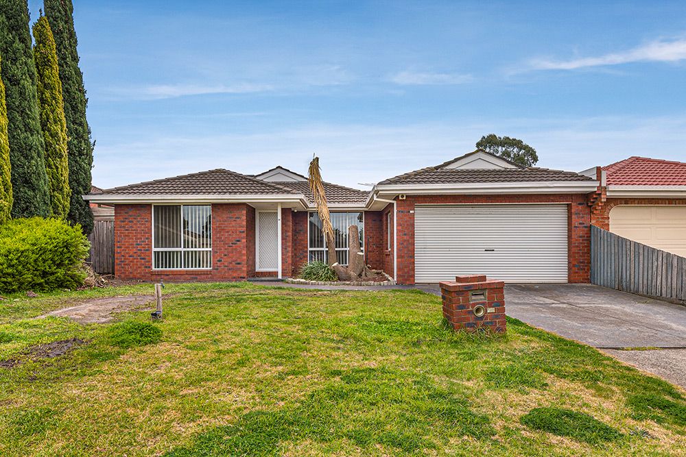 3 bedrooms House in 16 Stone Road DELAHEY VIC, 3037