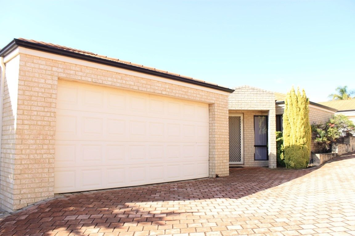3 bedrooms Villa in 1/47 King Street COOGEE WA, 6166