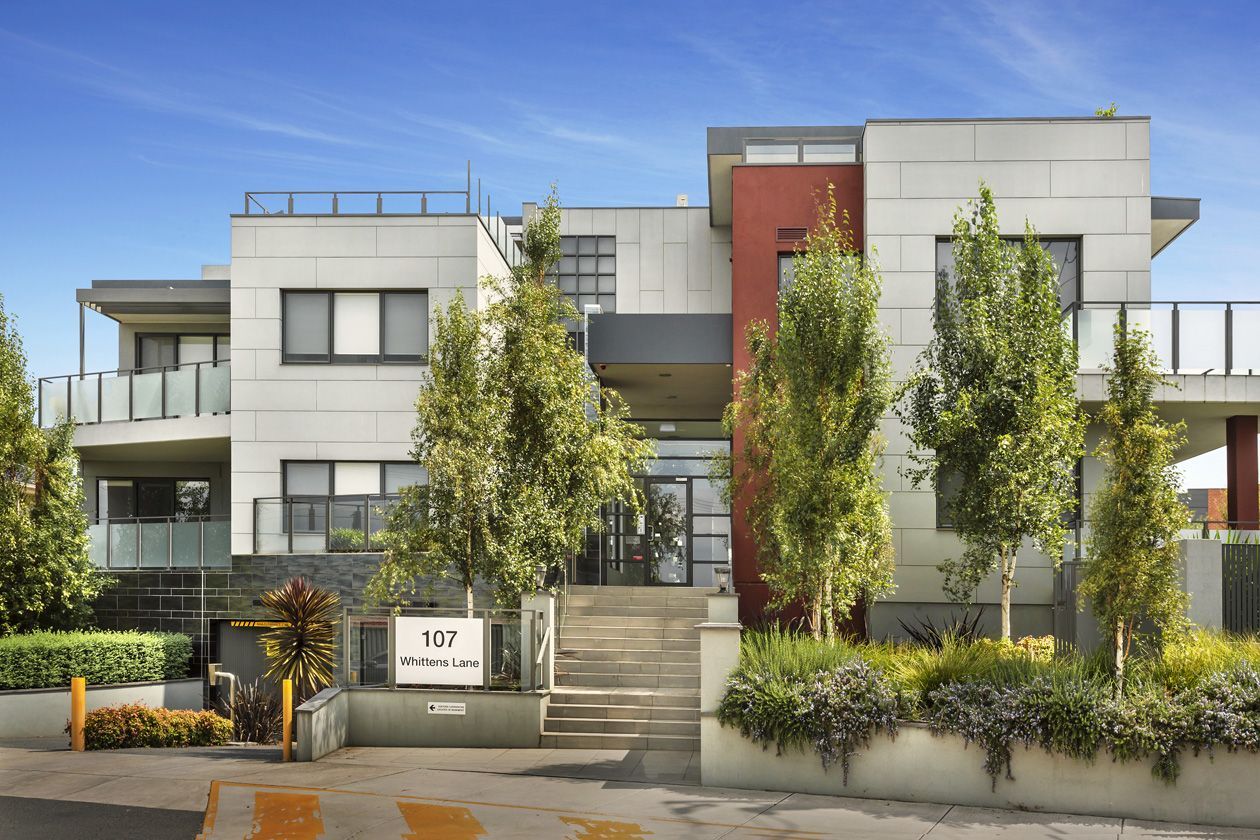 2 bedrooms Apartment / Unit / Flat in 5/107 Whittens Lane DONCASTER VIC, 3108