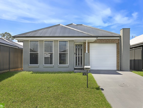 3 Hobbs Street, Horsley NSW 2530