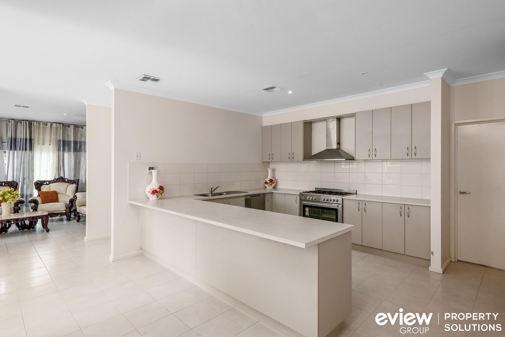 4 Black Swan Lane, Waterways VIC 3195, Image 1