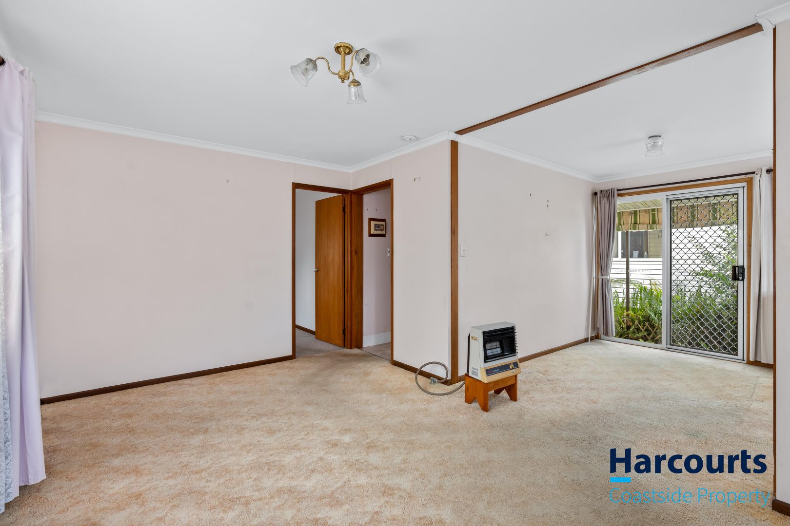 18/39 Karalta Road, Erina NSW 2250, Image 2