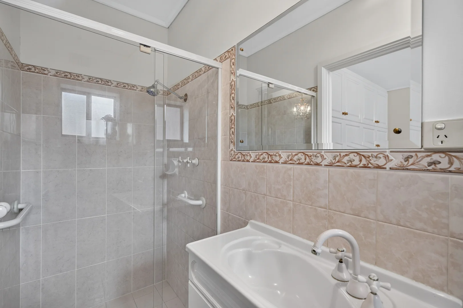 9 The Parkway, Victor Harbor SA 5211 | Domain