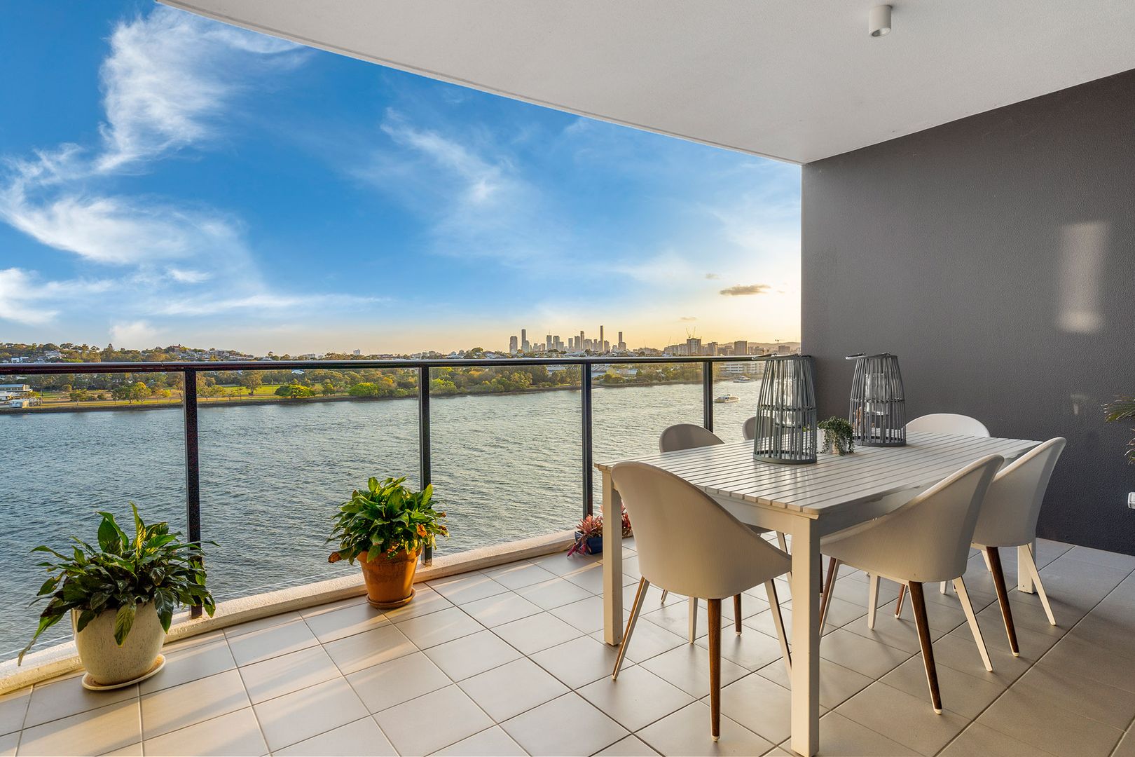 10601/7 Wharf Street, Hamilton Property History & Address Research Domain