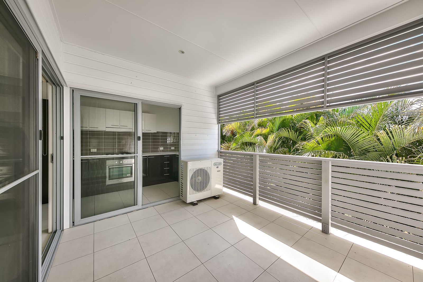 2/16 Railway Terrace, Corinda QLD 4075, Image 2