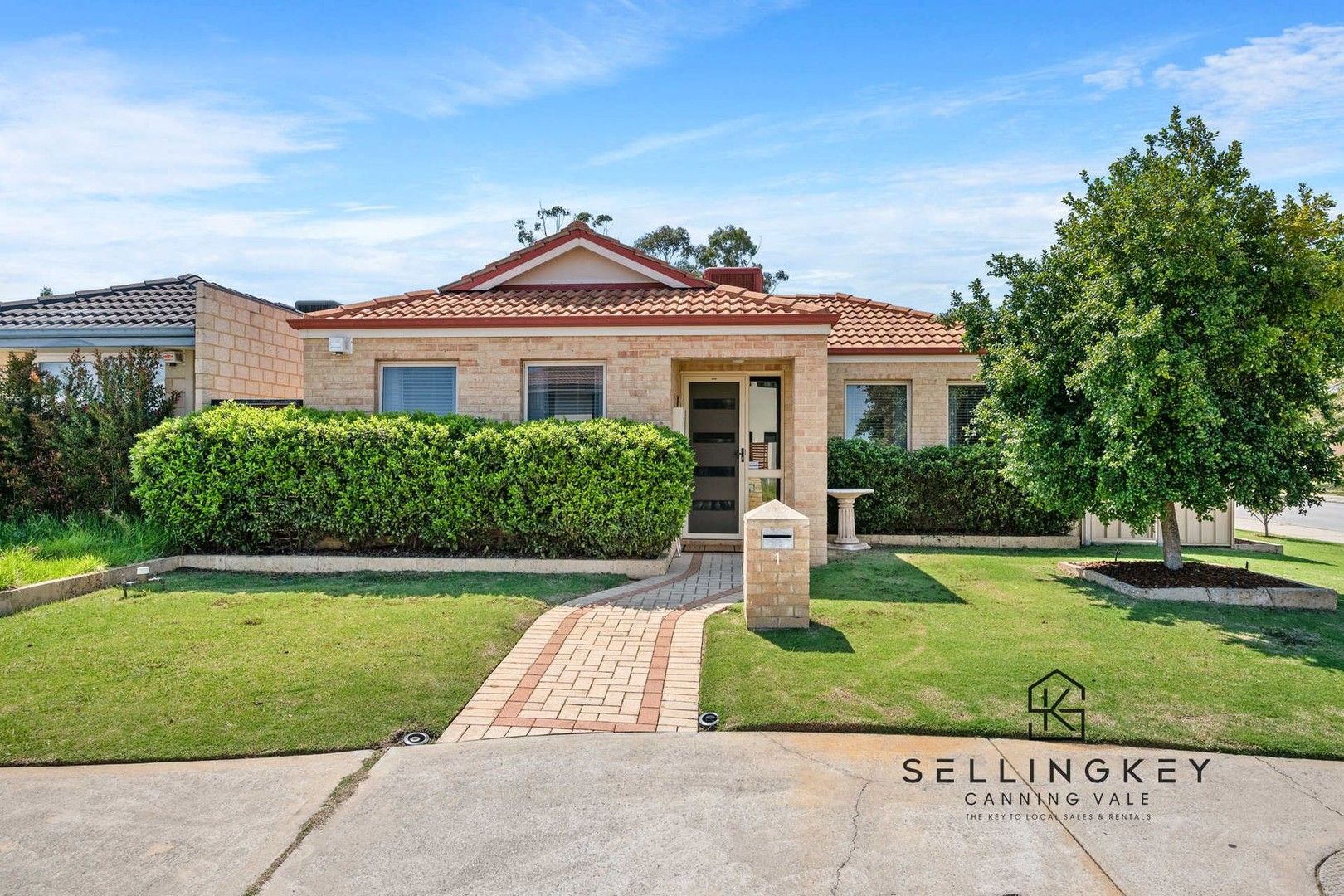 3 bedrooms House in 1 Hourn Way CANNING VALE WA, 6155