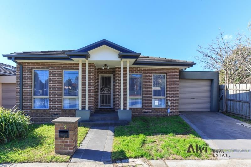 3 bedrooms Apartment / Unit / Flat in 2/2 Railway Parade South CHADSTONE VIC, 3148