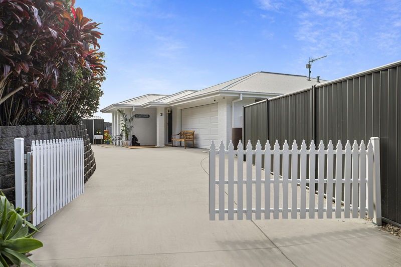 3 Pearl Place, Sandy Beach NSW 2456, Image 0