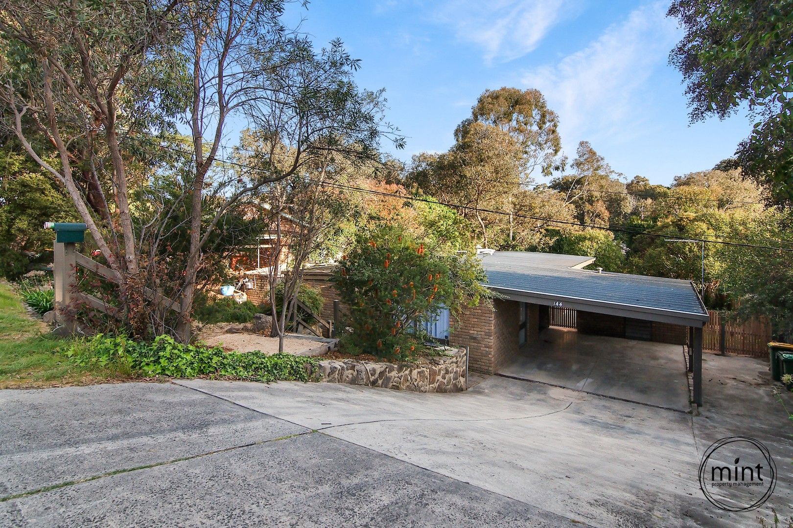 144 St Helena Road Briar Hill Vic 3088 House For Rent Domain