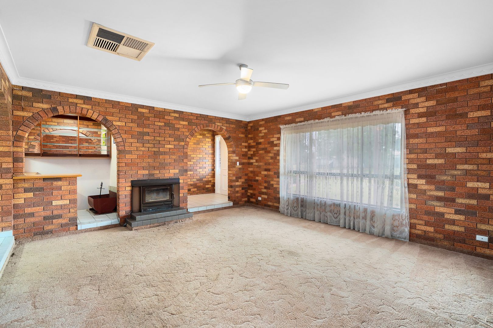 24 Demamiel Street, Darlington Point NSW 2706, Image 2