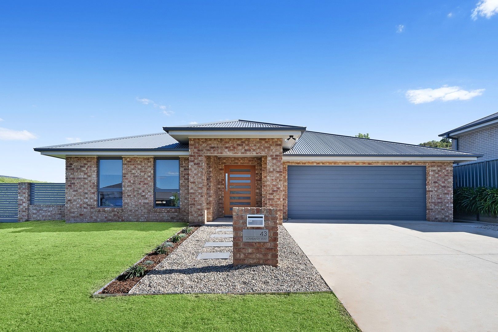 4 bedrooms House in 43 Lombardy Way ORANGE NSW, 2800