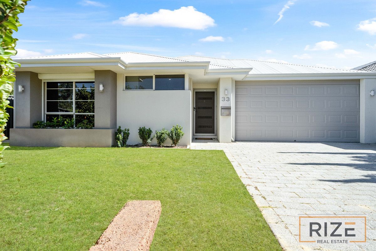 4 bedrooms House in 33 Solandri Bend BANKSIA GROVE WA, 6031
