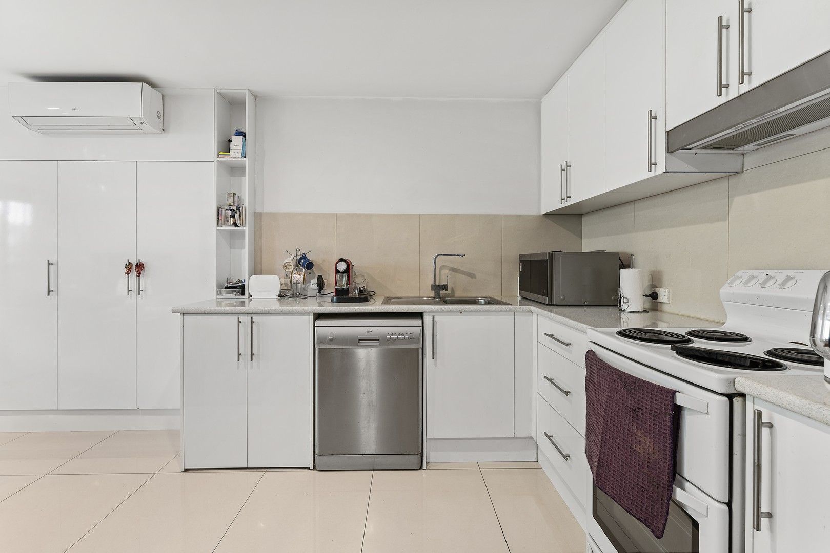 16/72 Military Rd, Tennyson SA 5022 Domain