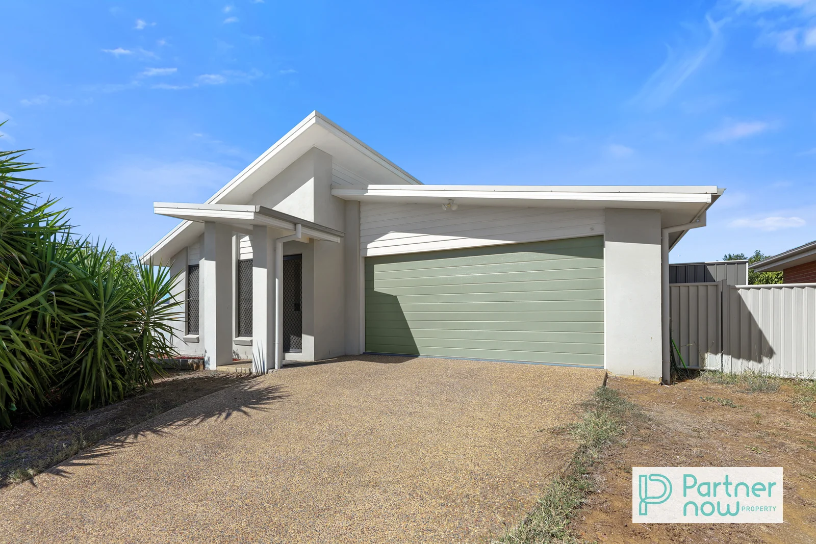 12 Wickham Street, Tamworth NSW 2340