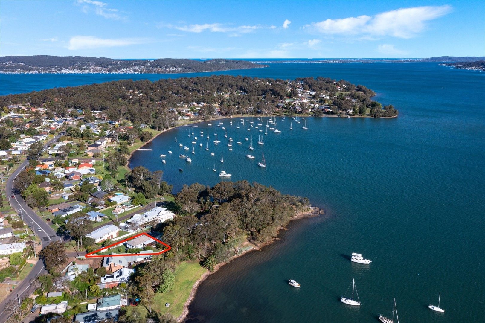 3 bedrooms House in 1 Kiah View BOLTON POINT NSW, 2283