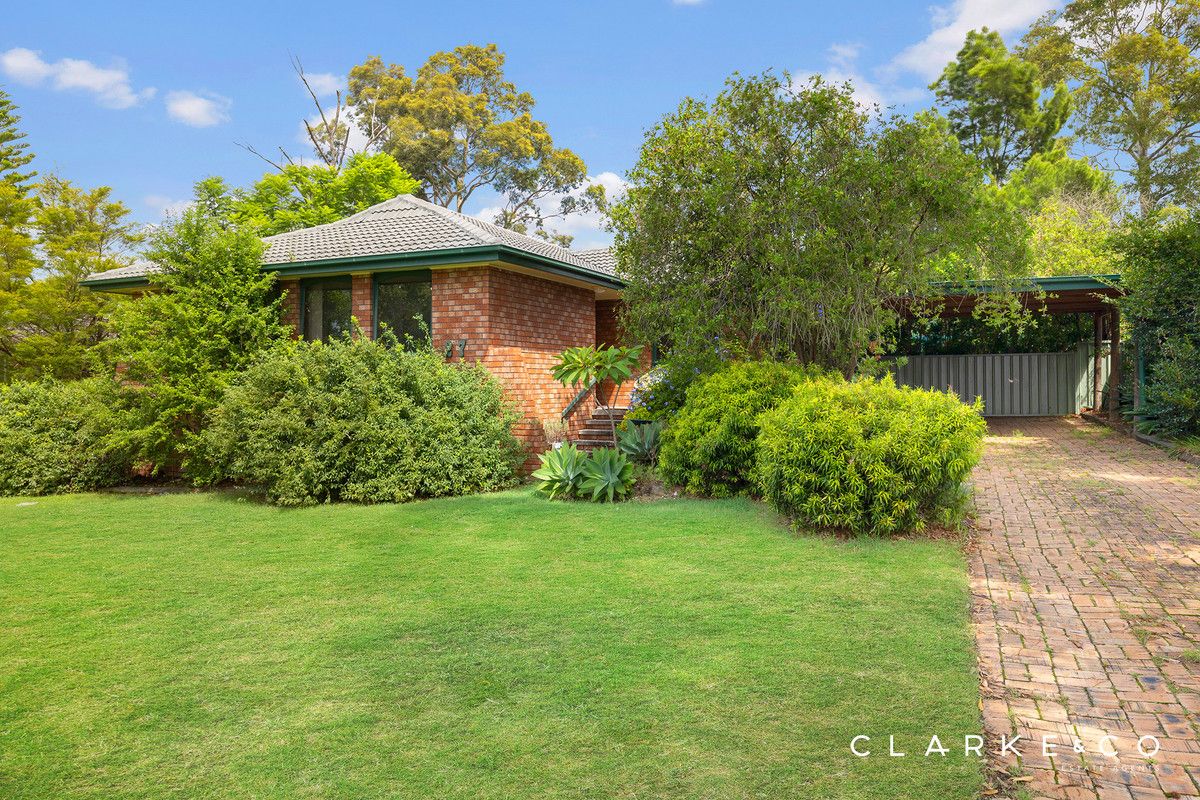 27 Stonehaven Drive, Metford Property History & Address Research Domain