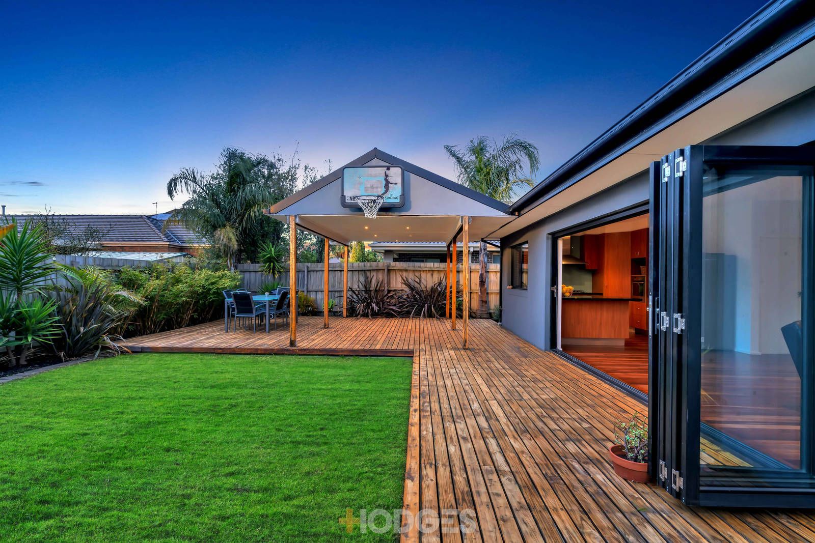 13 Reys Close, Mordialloc VIC 3195, Image 1