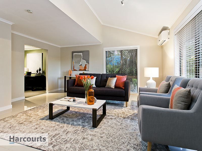 3 bedrooms House in 2 Ekland Court MCDOWALL QLD, 4053