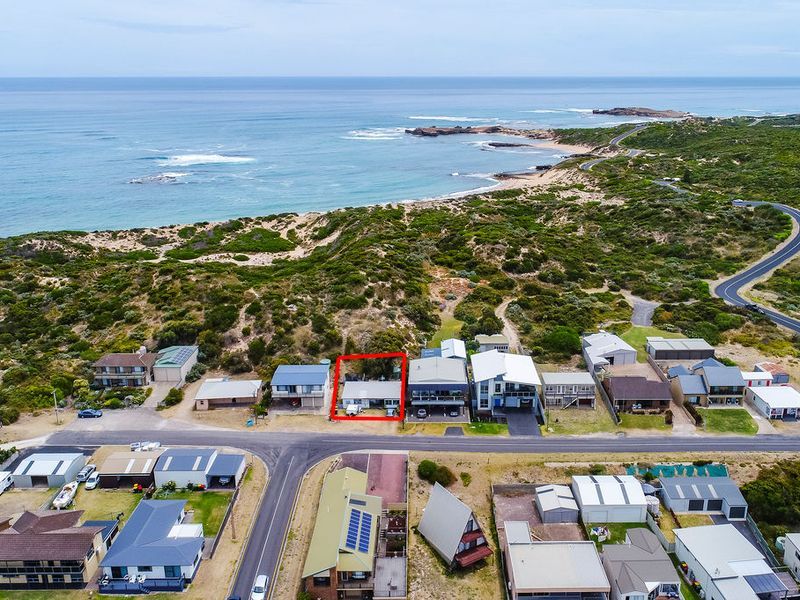 13 McArthur Place, Beachport SA 5280, Image 1