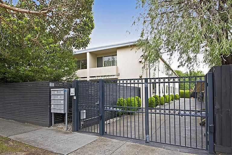 10/14 Holloway Street, ORMOND VIC 3204, Image 0