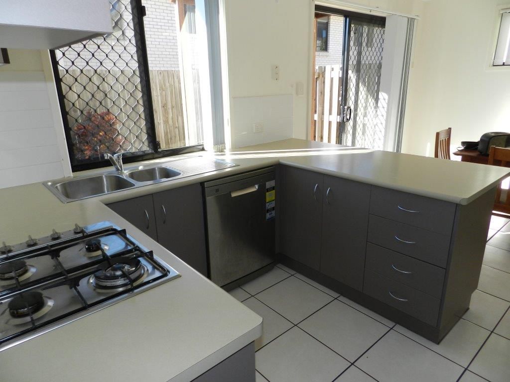 7/21 ROBERTS STREET, South Gladstone QLD 4680, Image 2