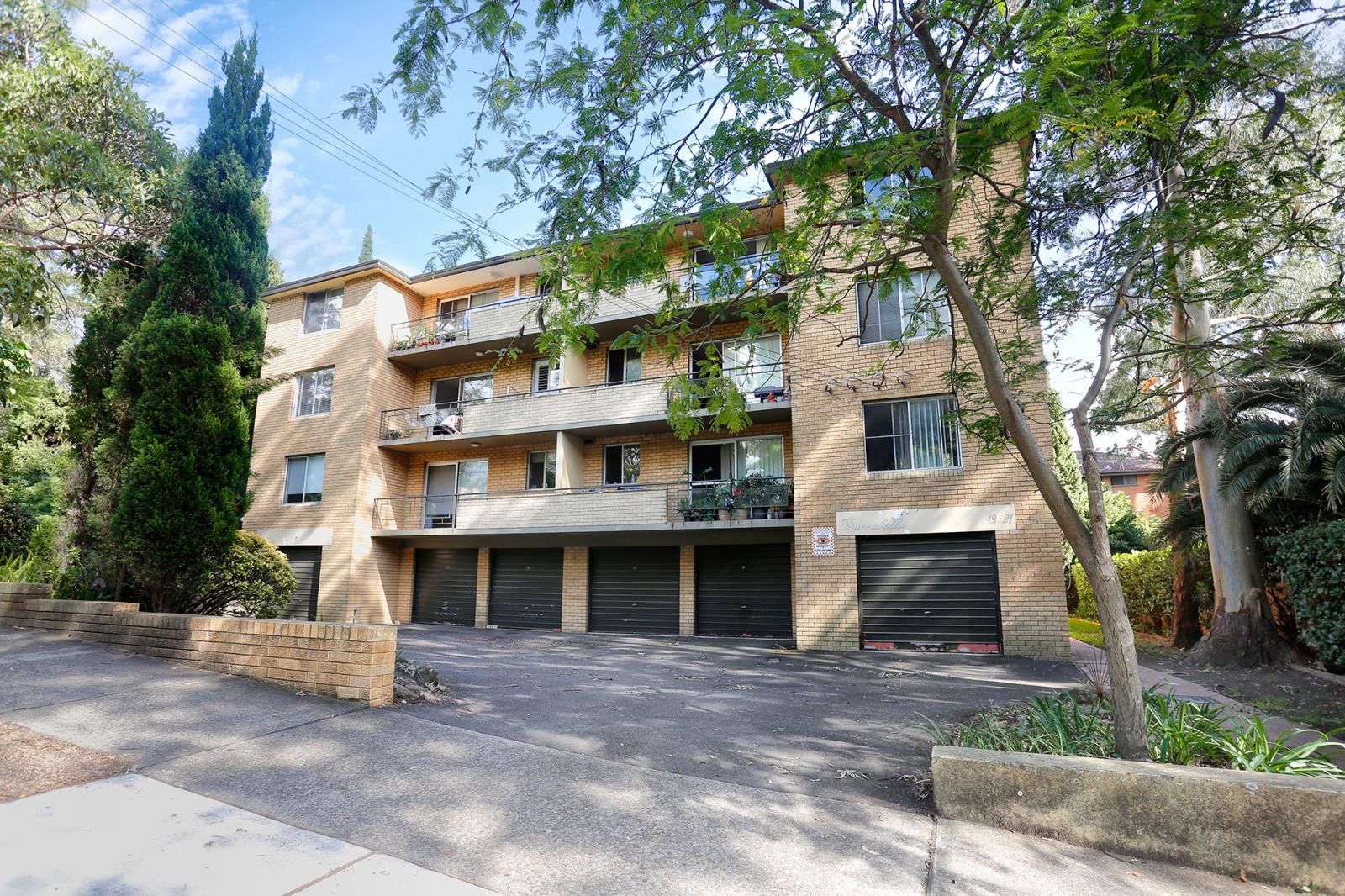 1 bedrooms Apartment / Unit / Flat in 10/19-21 Francis Road ARTARMON NSW, 2064