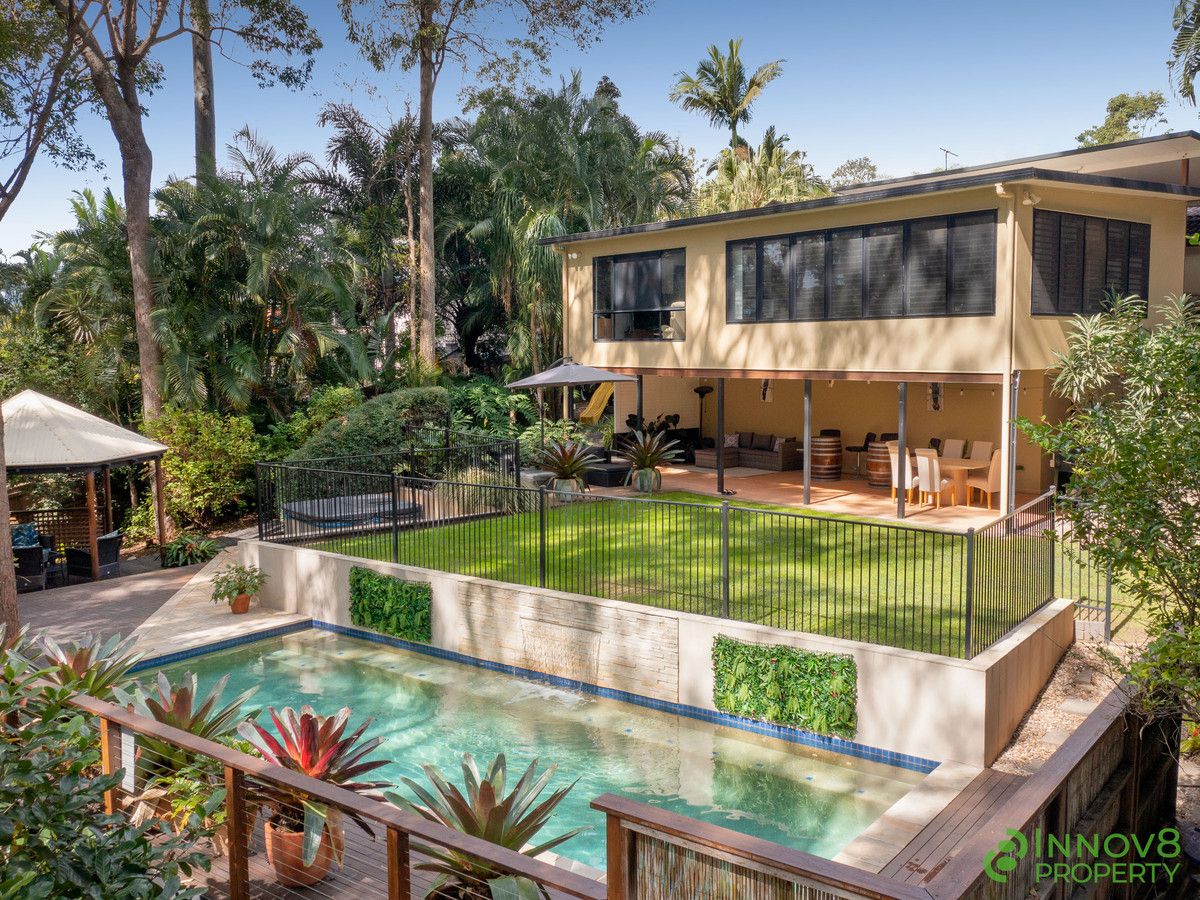 4 bedrooms House in 11 Ken Duncombe Drive CASHMERE QLD, 4500