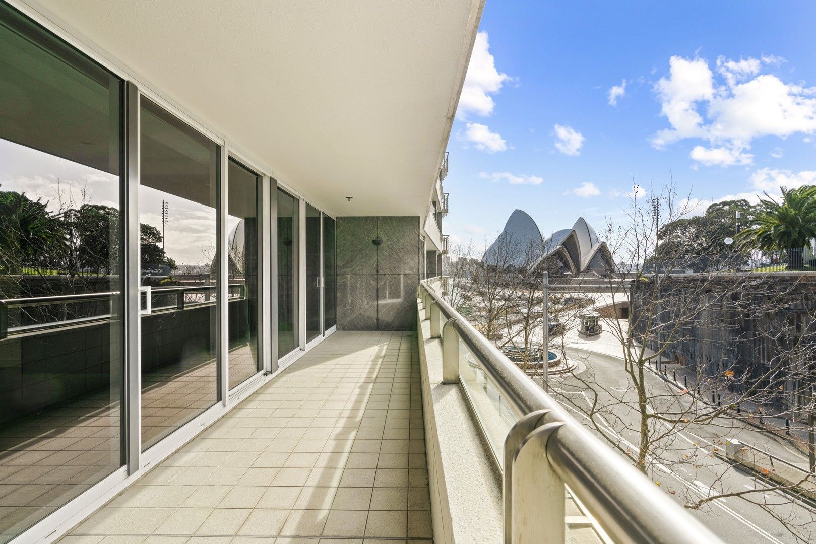 2 bedrooms Apartment / Unit / Flat in 1 Macquarie Street SYDNEY NSW, 2000