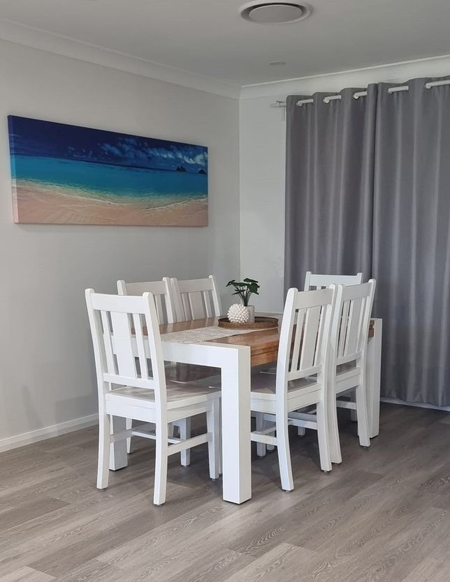 3 bedrooms House in 12 Victory View TANILBA BAY NSW, 2319