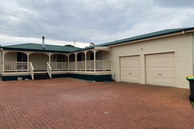 Picture of 82 Spencer Street, MORUYA NSW 2537