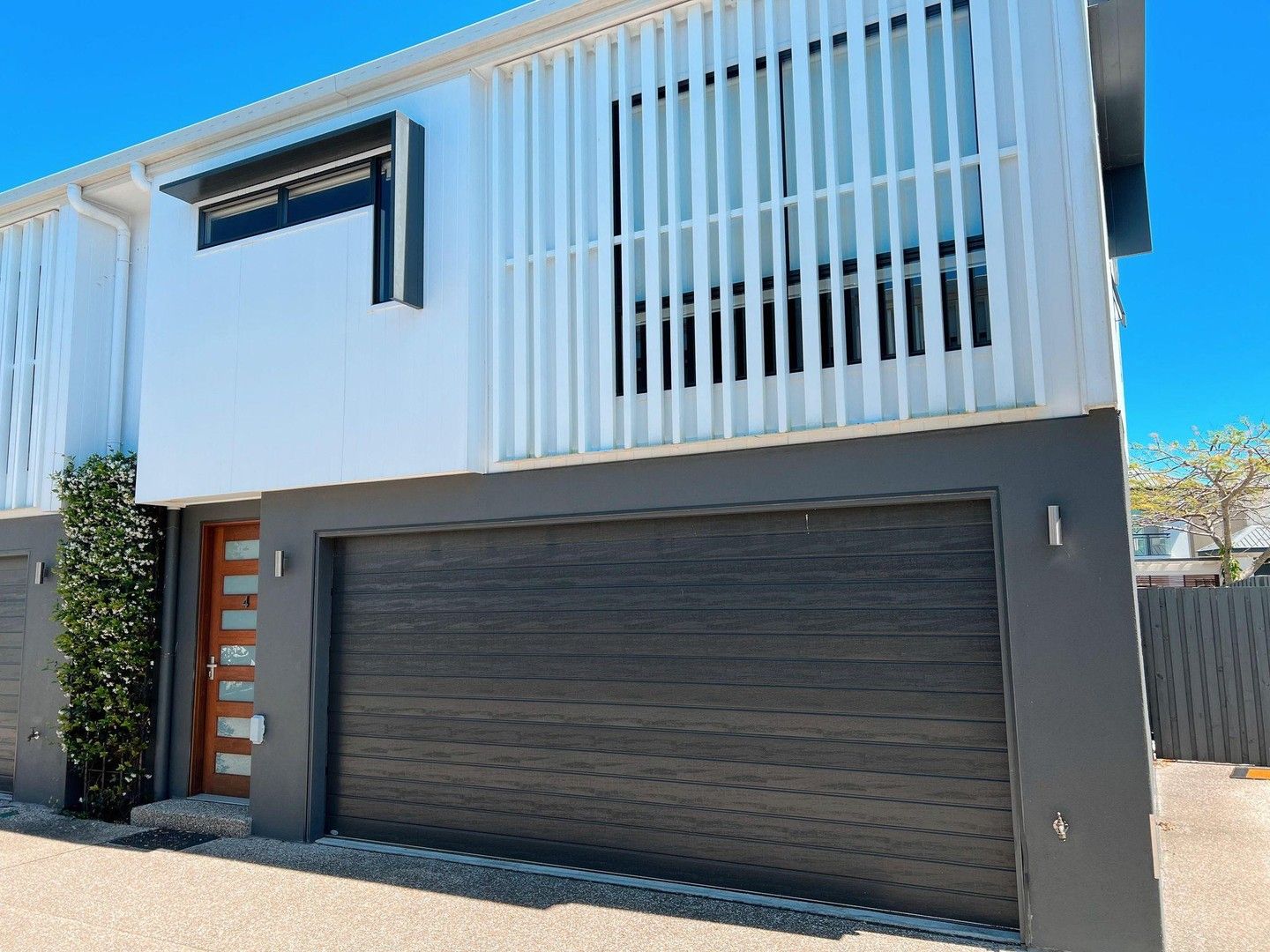 4 bedrooms Townhouse in 4/88 Glades Drive ROBINA QLD, 4226