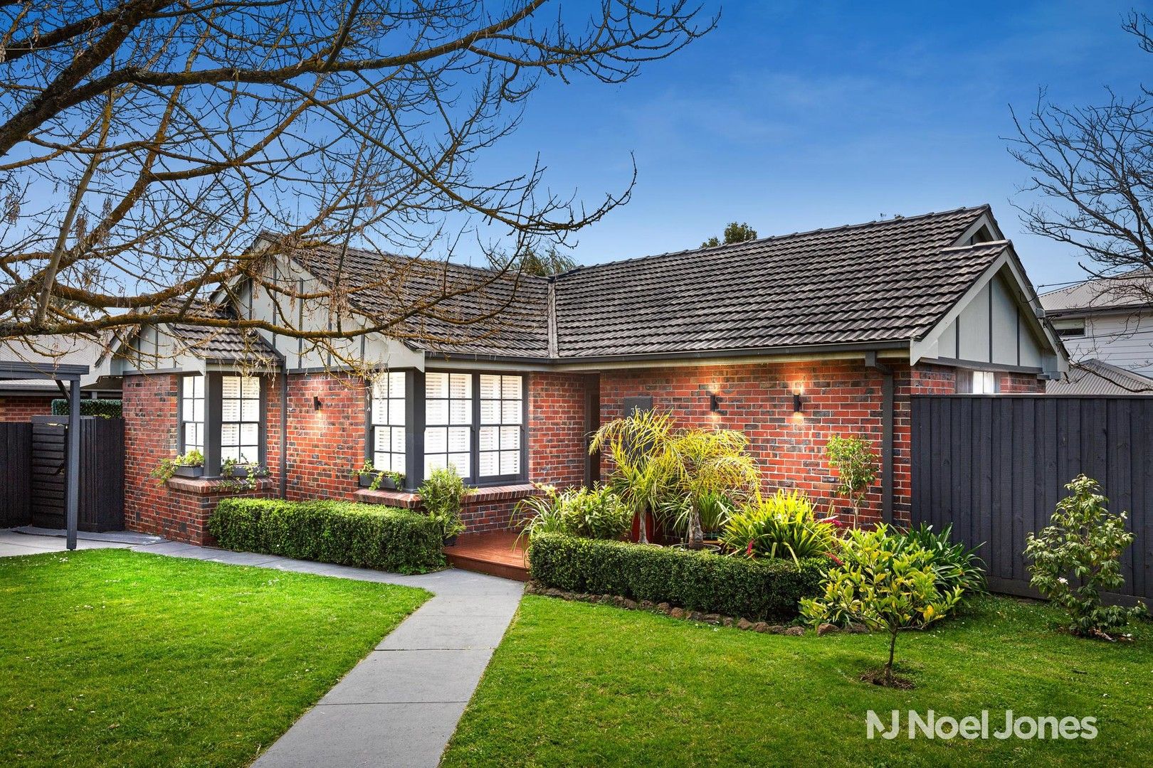 37 Blazey Road, Croydon South VIC 3136, Image 0