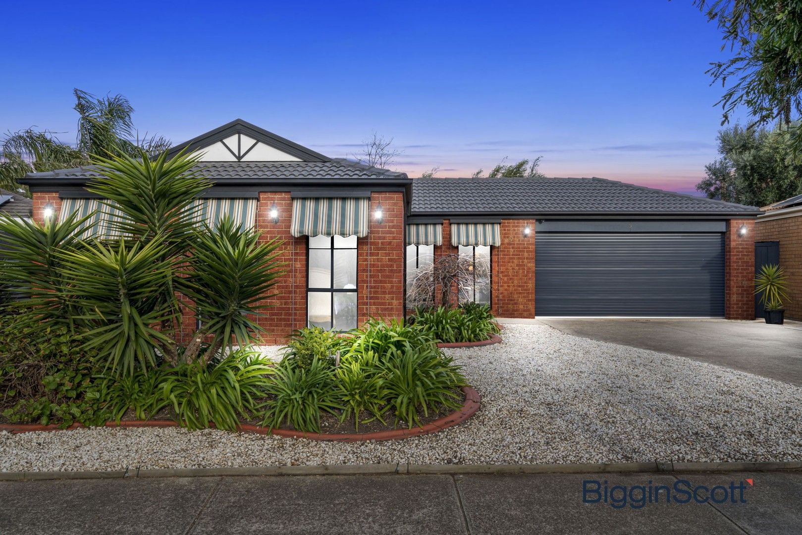 4 bedrooms House in 9 Medina Drive HOPPERS CROSSING VIC, 3029