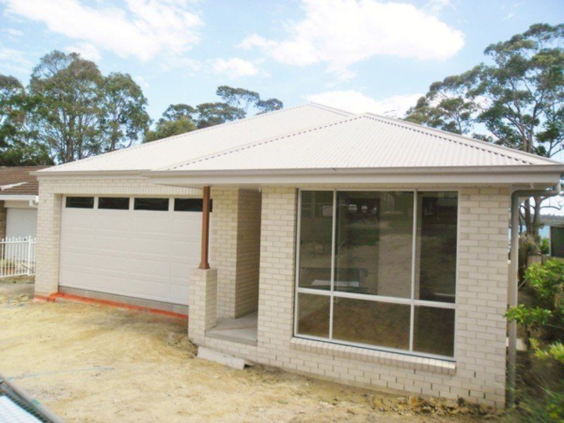 4 bedrooms House in 48 Basin View Parade BASIN VIEW NSW, 2540