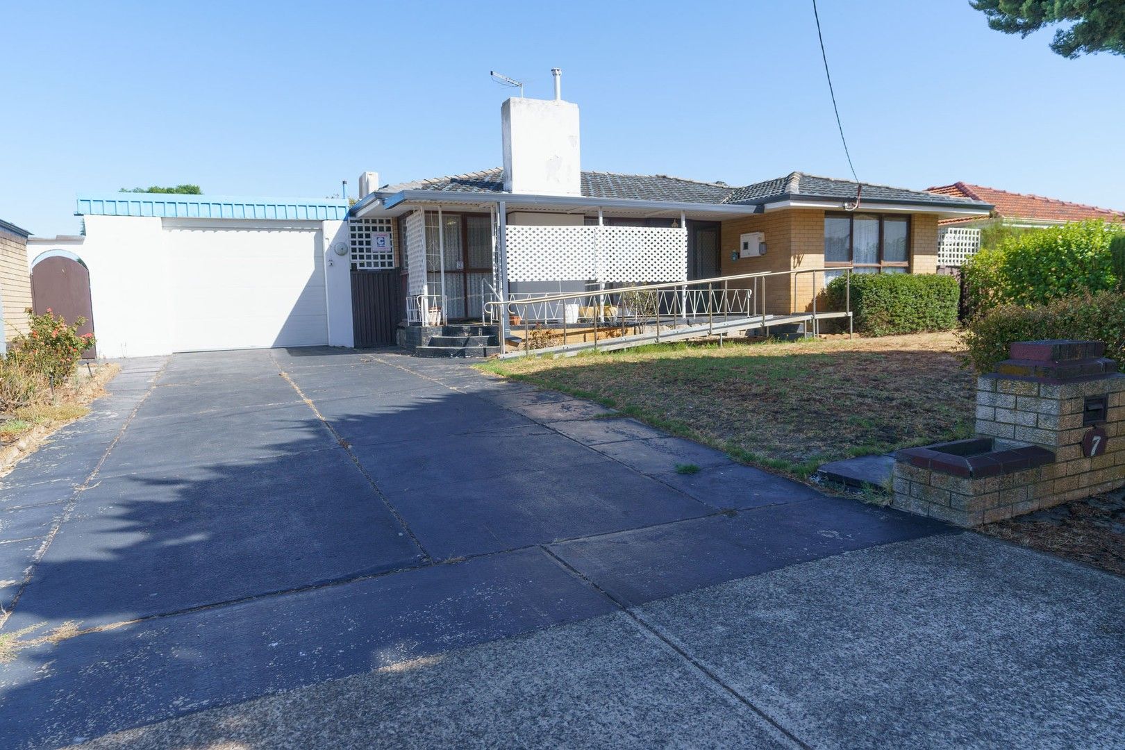 7 Salisbury Road, Beechboro WA 6063, Image 0