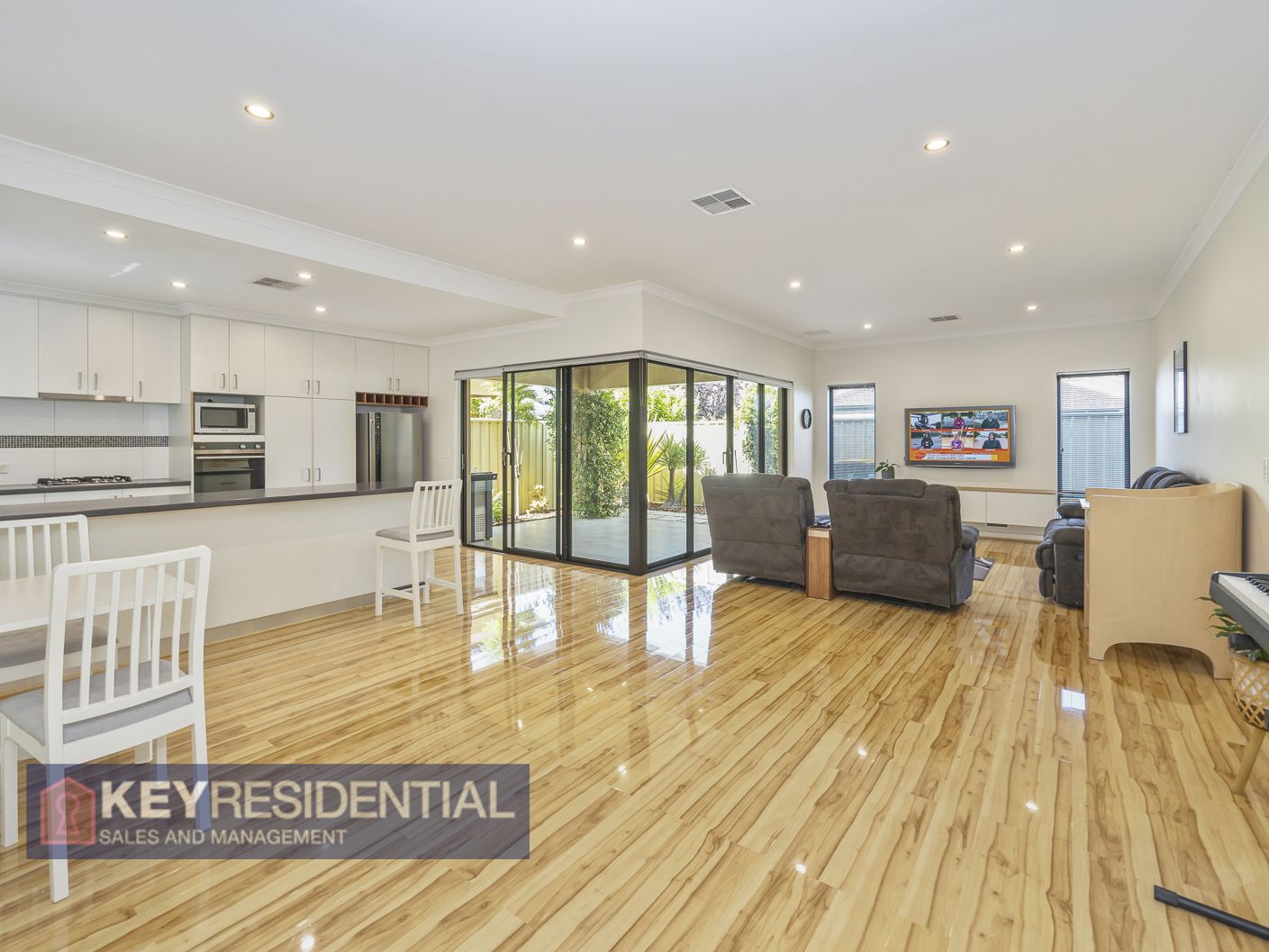 3 bedrooms House in 37C Hamilton Street STIRLING WA, 6021