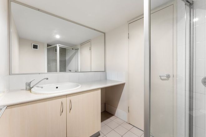 118/25 Lake Orr Drive Robina 4226 - Image 4