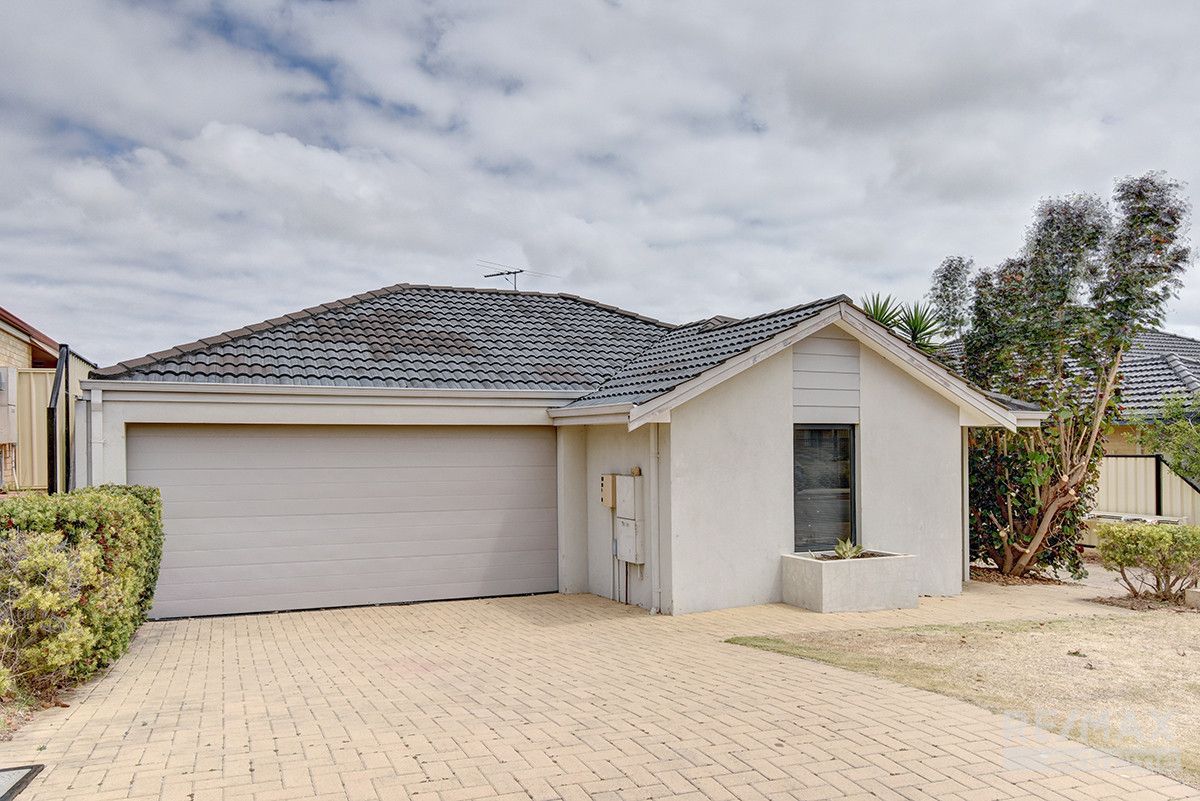 1/8 Salamanca Turn, Clarkson WA 6030, Image 0